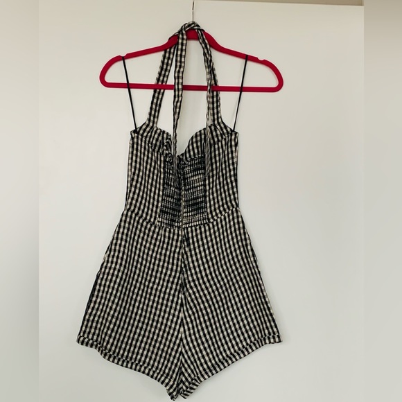 Reformation Bettie Jumpsuit in black/neutral gingham (size 0) - Picture 4 of 5